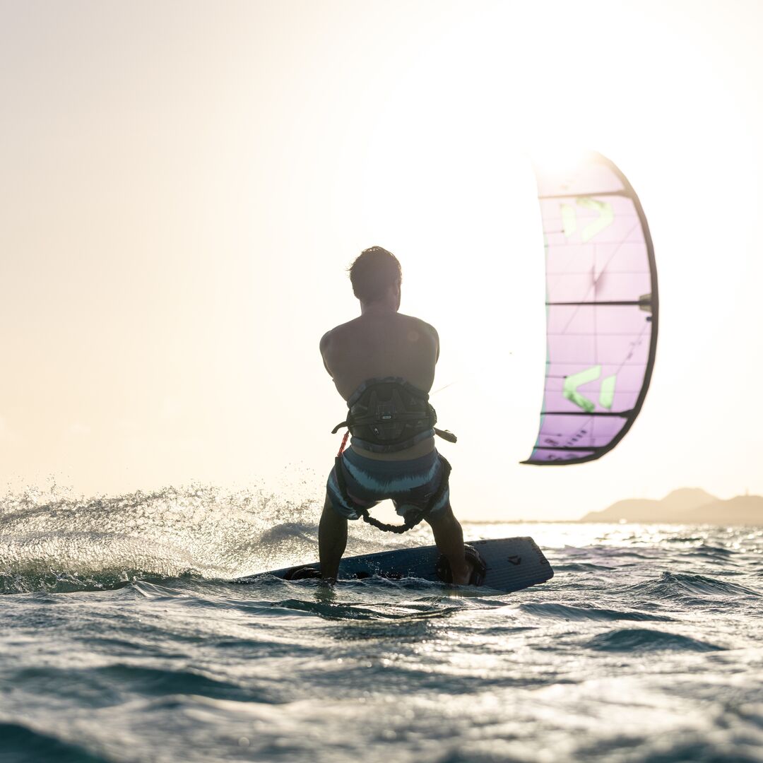 Intro til kitesurfing i Ebeltoft – sikkerhed og kitekontrol