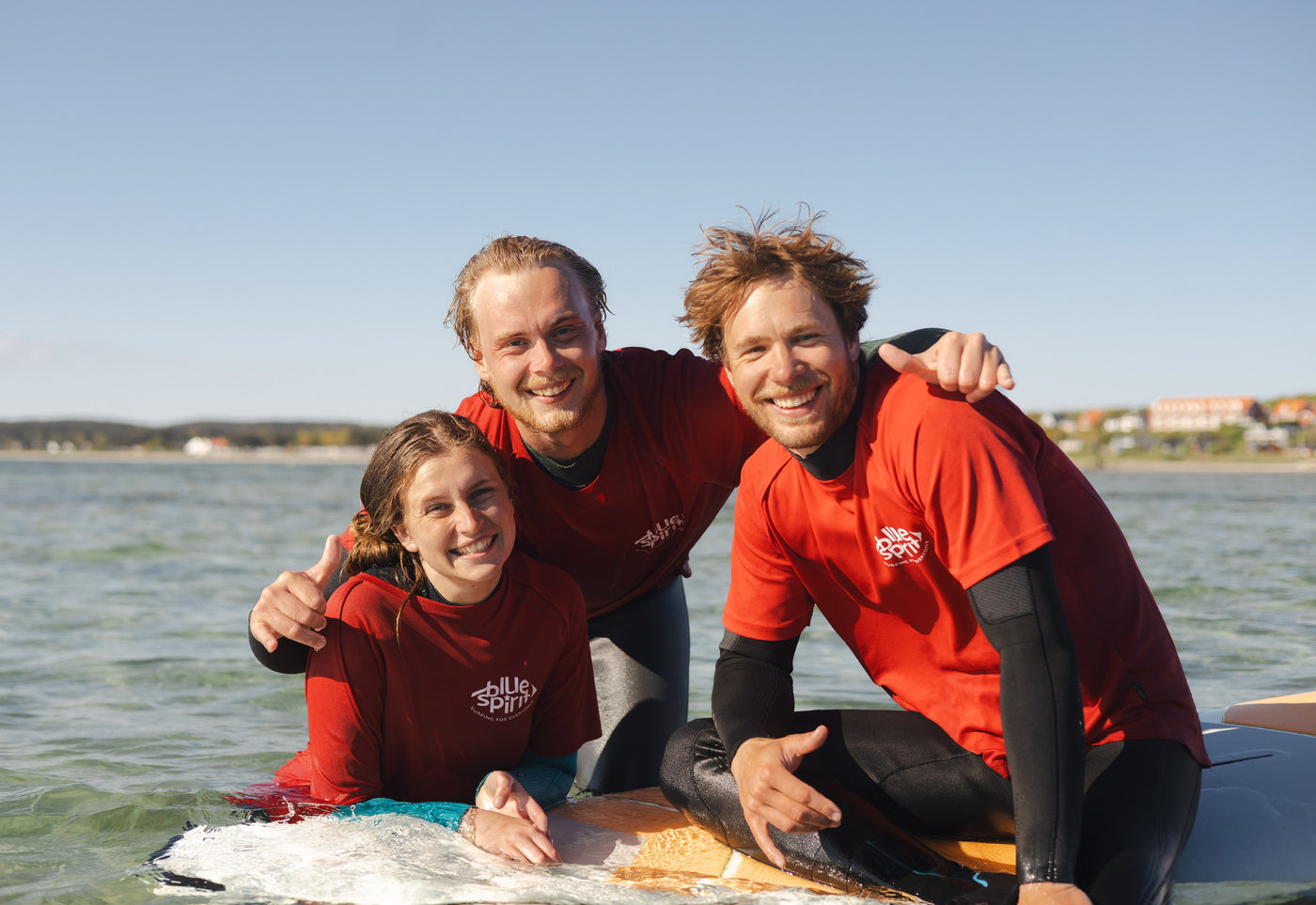 To venner, en passion, et surfcenter